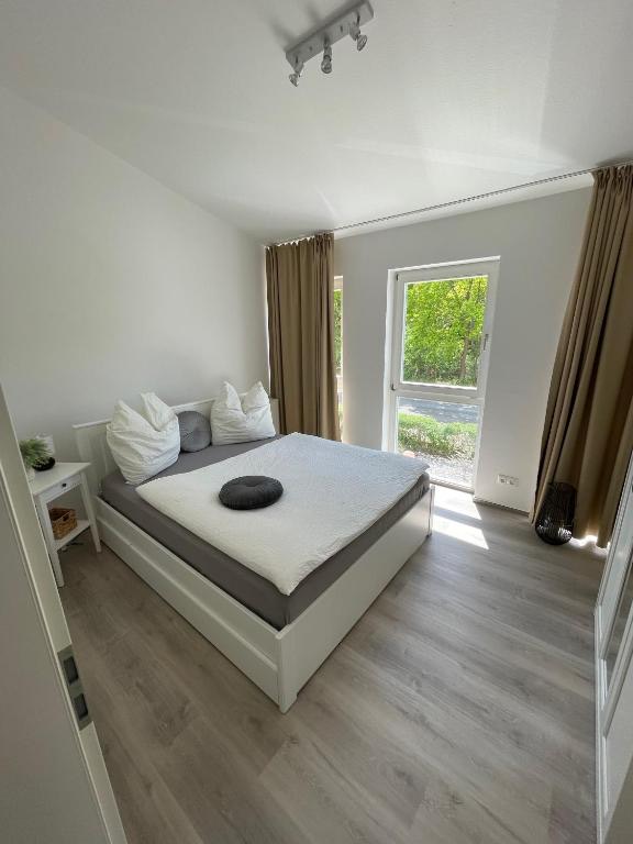 Apartment mit Balkon – Foto 5